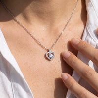 Thumbnail for Close-up of the silver necklace worn on the skin | SKU: 505744
