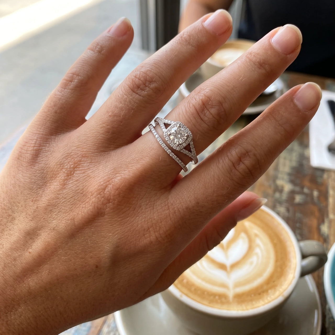Silver ring worn, showing its real size | SKU: 497080-4.5-silver