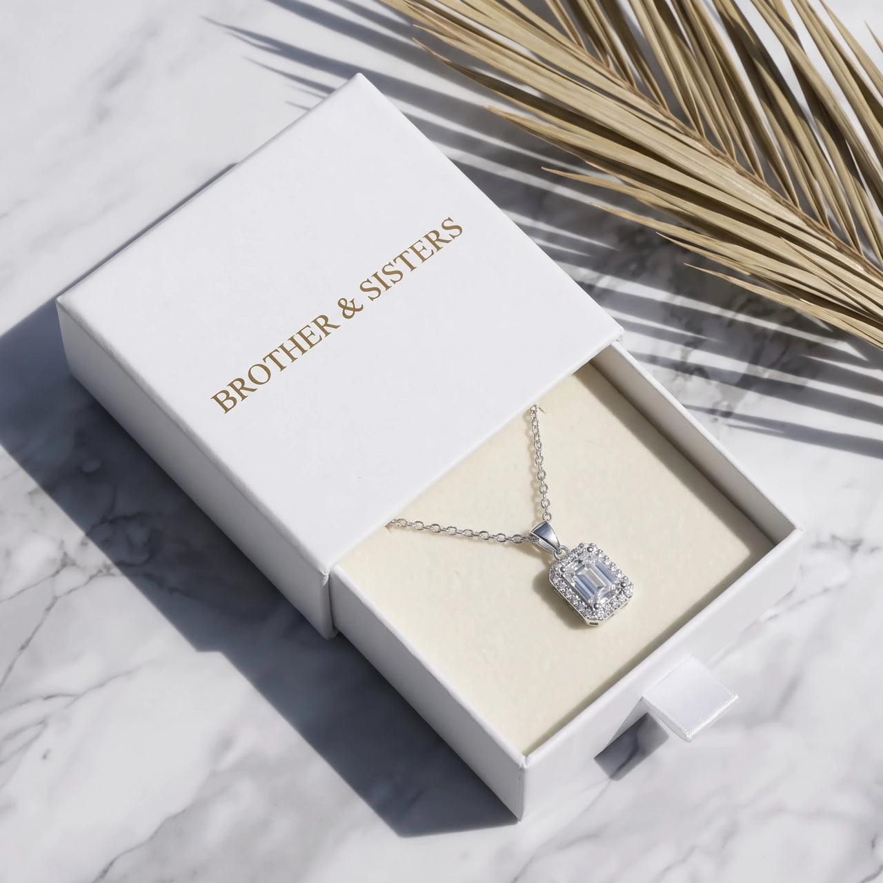 Emerald cut necklace — in the gift box, silver | SKU: 22559056